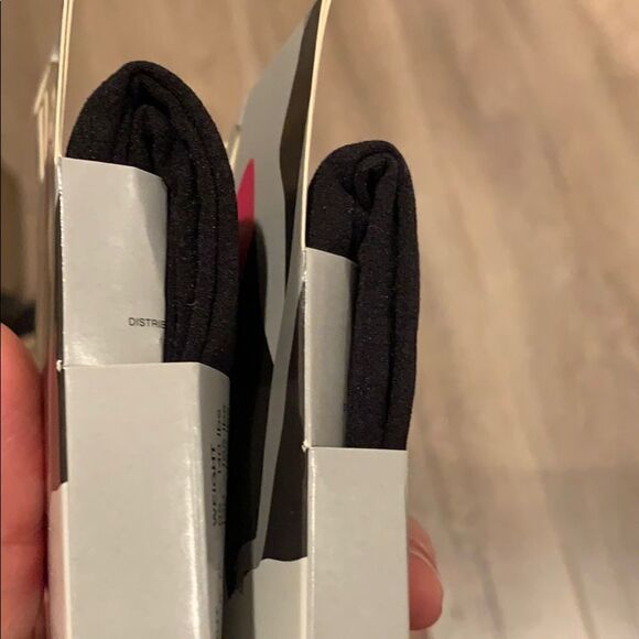 Black legging /thighs - Picture 5 of 5